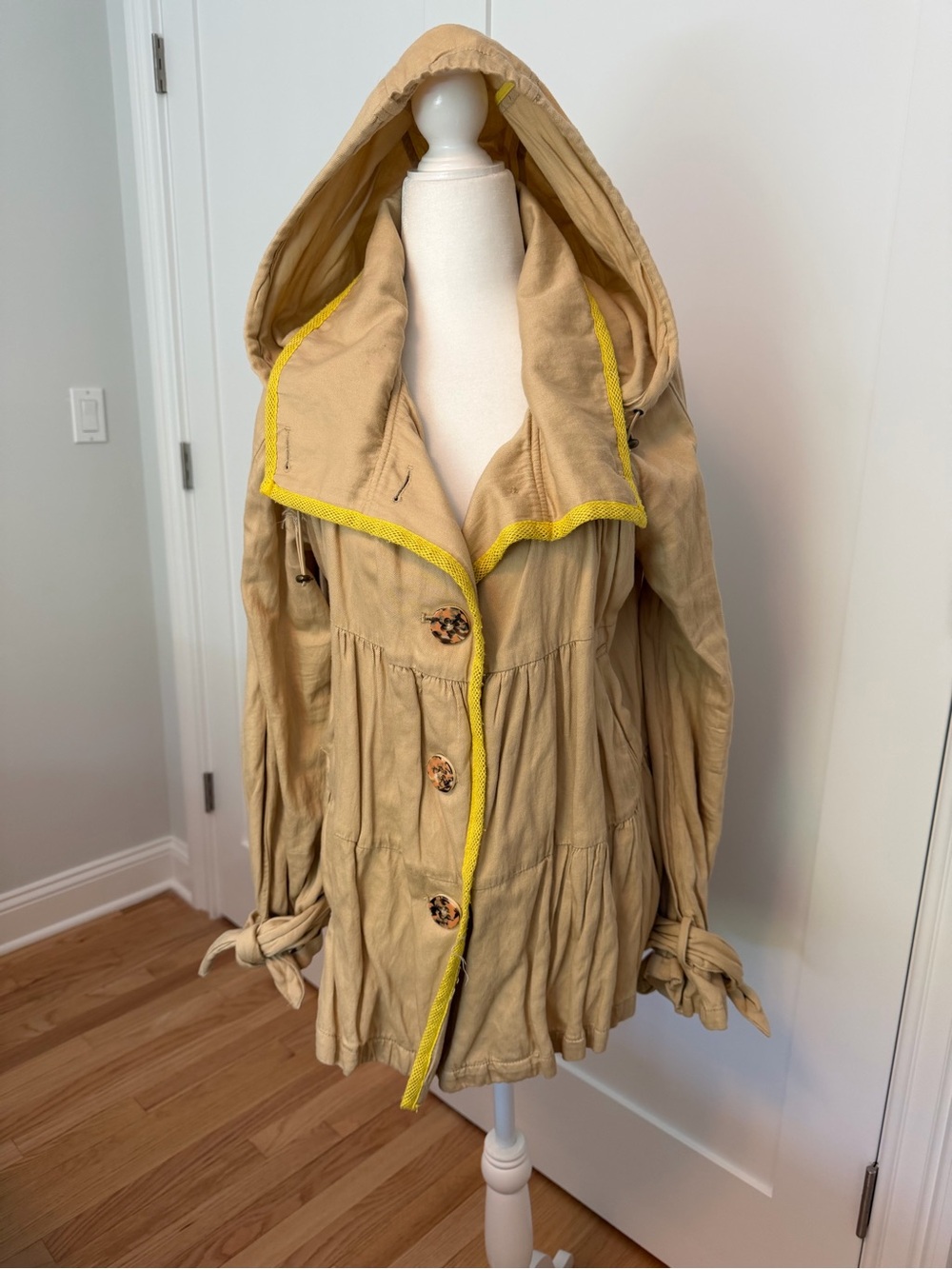 Anthropologie / Hei Hei Hooded Button-Front Women's Jacket with Yellow Trim